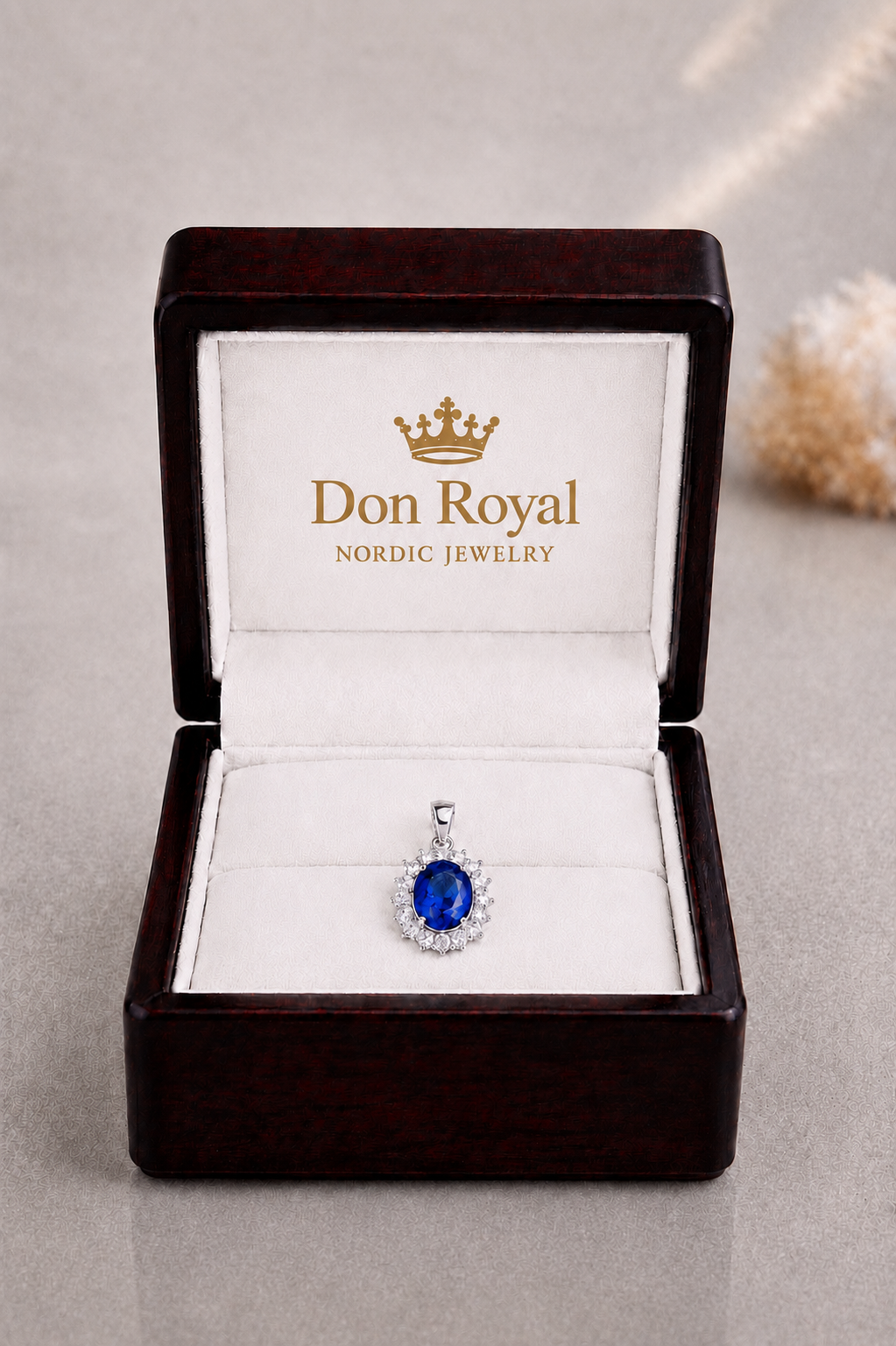 Natural Blue Sapphire Diamond Halo Gold Pendant Box