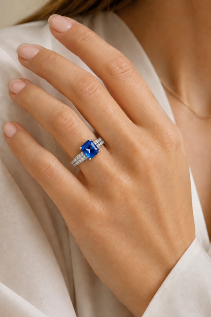 Natural Blue Sapphire Diamond Gold Ring Model
