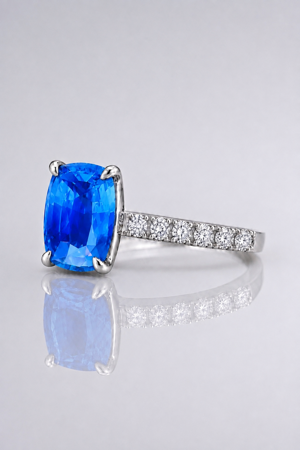 Natural Blue Sapphire Diamond Handcrafted Platinum Ring