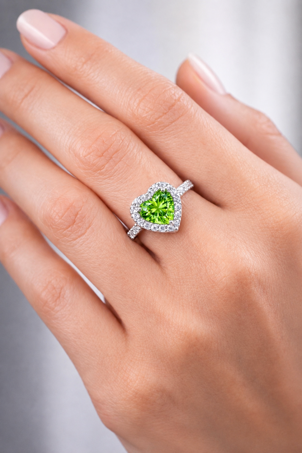 Natural Color Changing Alexandrite Diamond Handcrafted Gold Ring Model