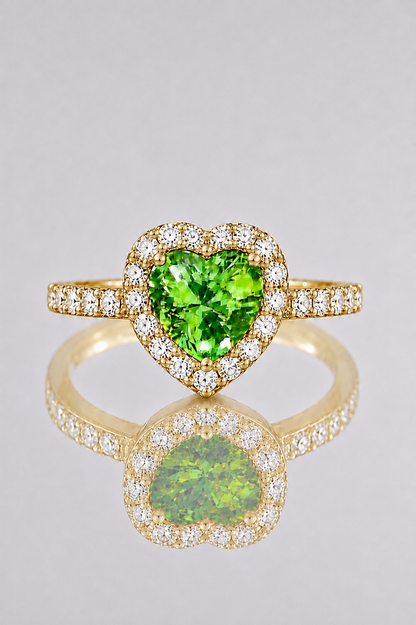 Natural Color Changing Alexandrite Diamond Handcrafted Yellow Gold Ring 