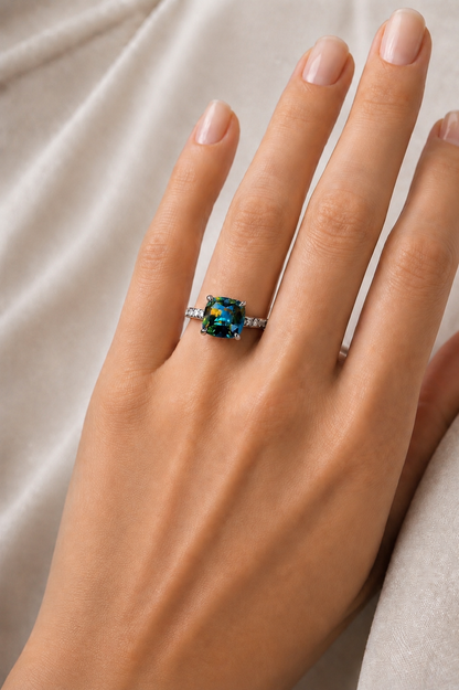 Natural Parti Sapphire Diamond Handcrafted Gold Ring Model