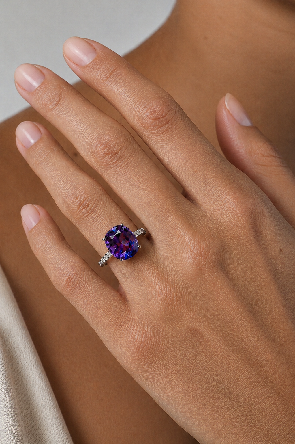 Natural Purple Spinel Diamond Handcrafted Gold Ring Model