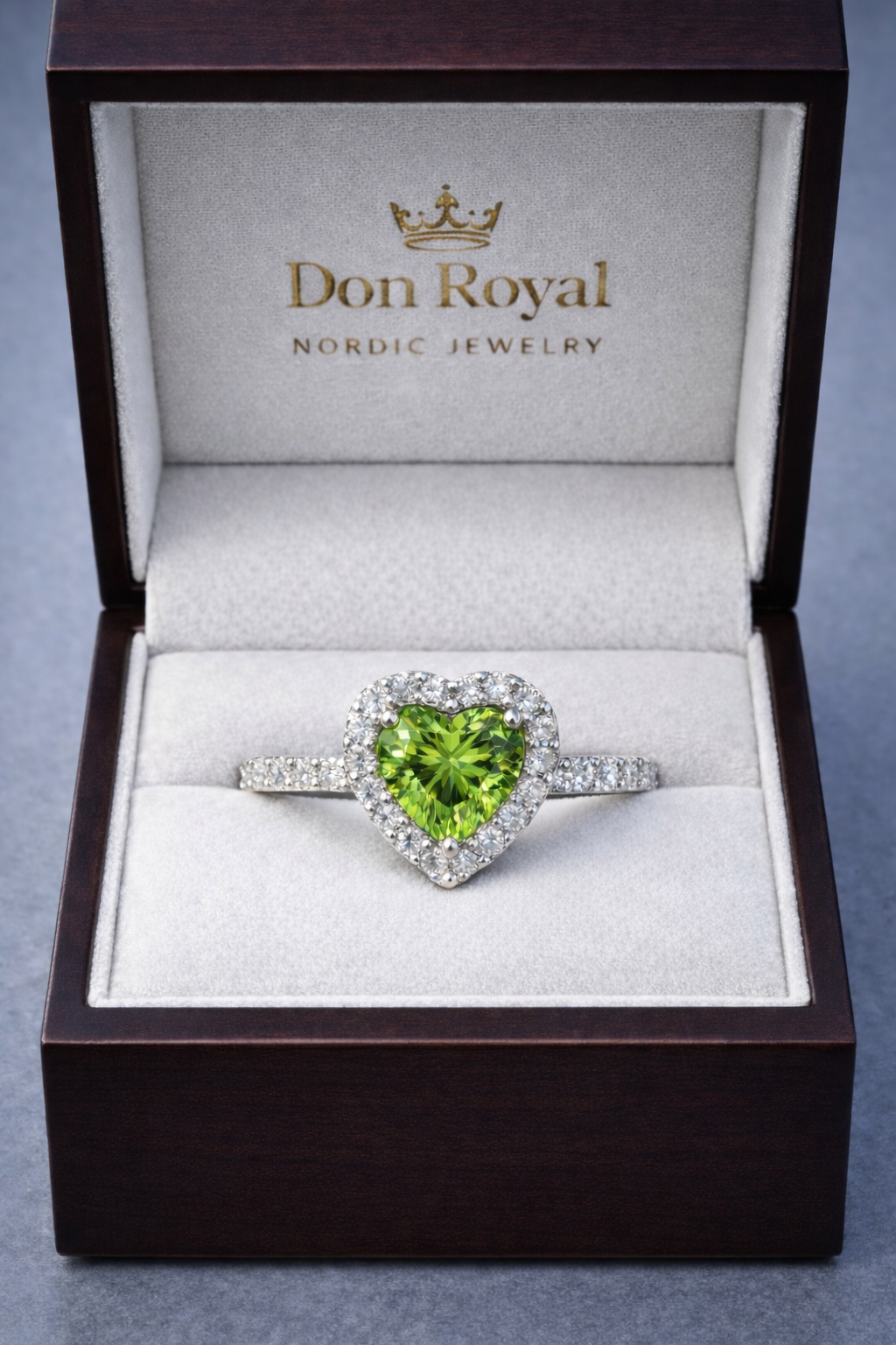 alexandrite diamond halo gold ring in box