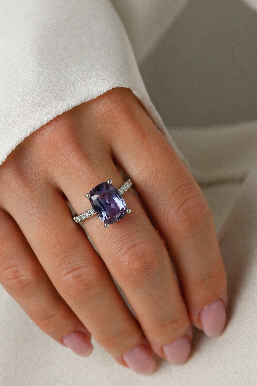 grey spinel diamond gold ring model