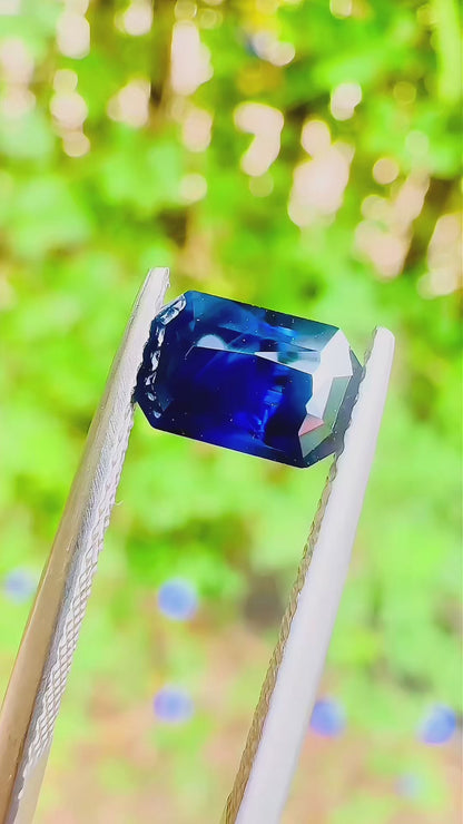 1.44 ct blue sapphire certified