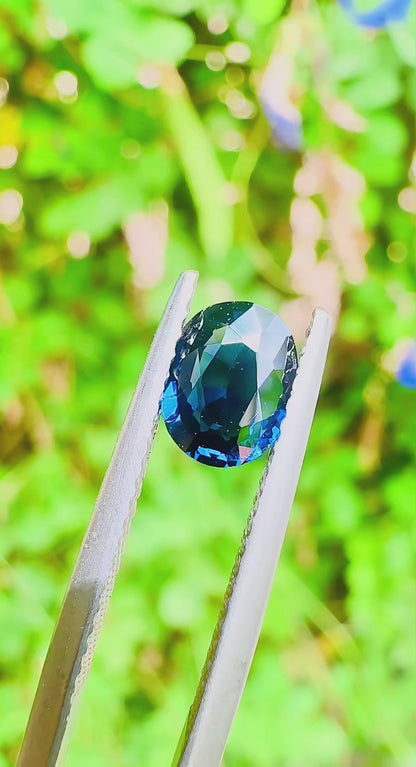 0.88 ct blue sapphire certified